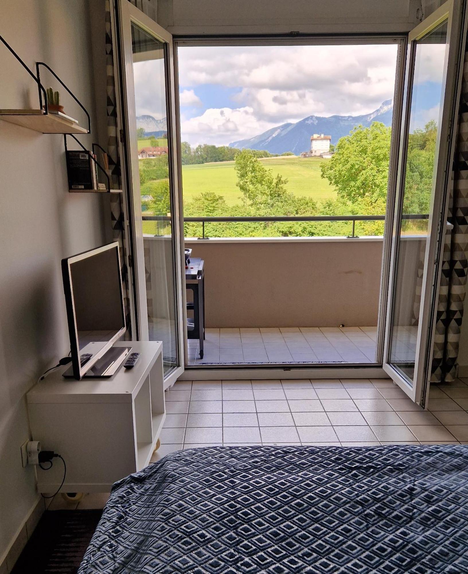 Ferienwohnung Magnifique Vue Montage Studio Parking Gratuit Annecy Zimmer foto